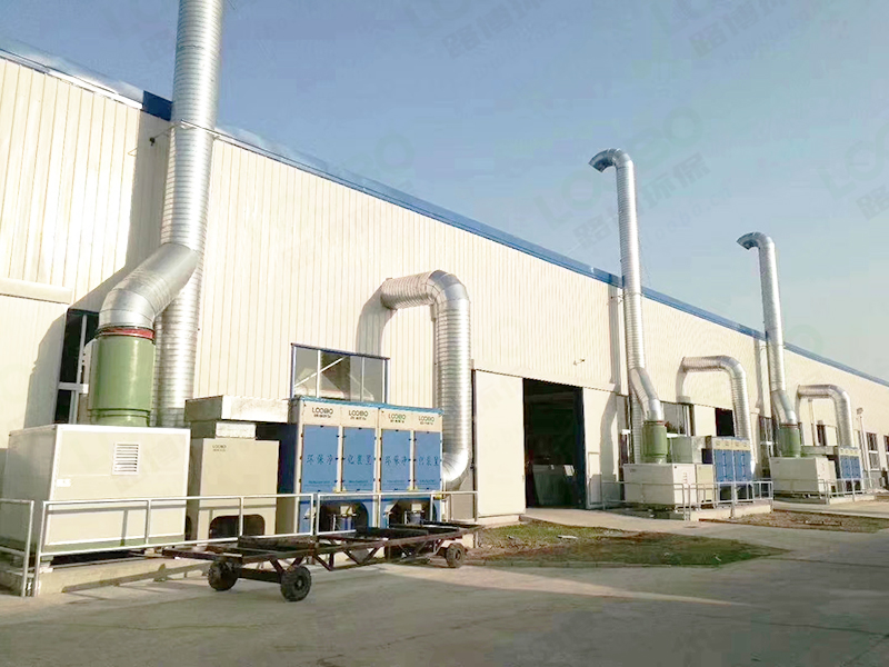 除塵設(shè)備生產(chǎn)廠家告訴你工業(yè)車間除塵設(shè)備如何選？